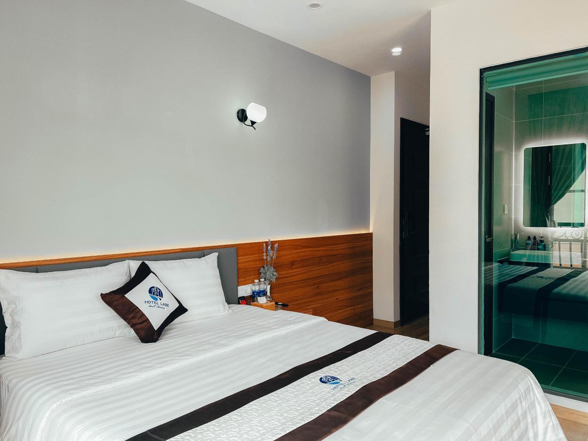 Labe Hotel Duong Dong Exterior foto