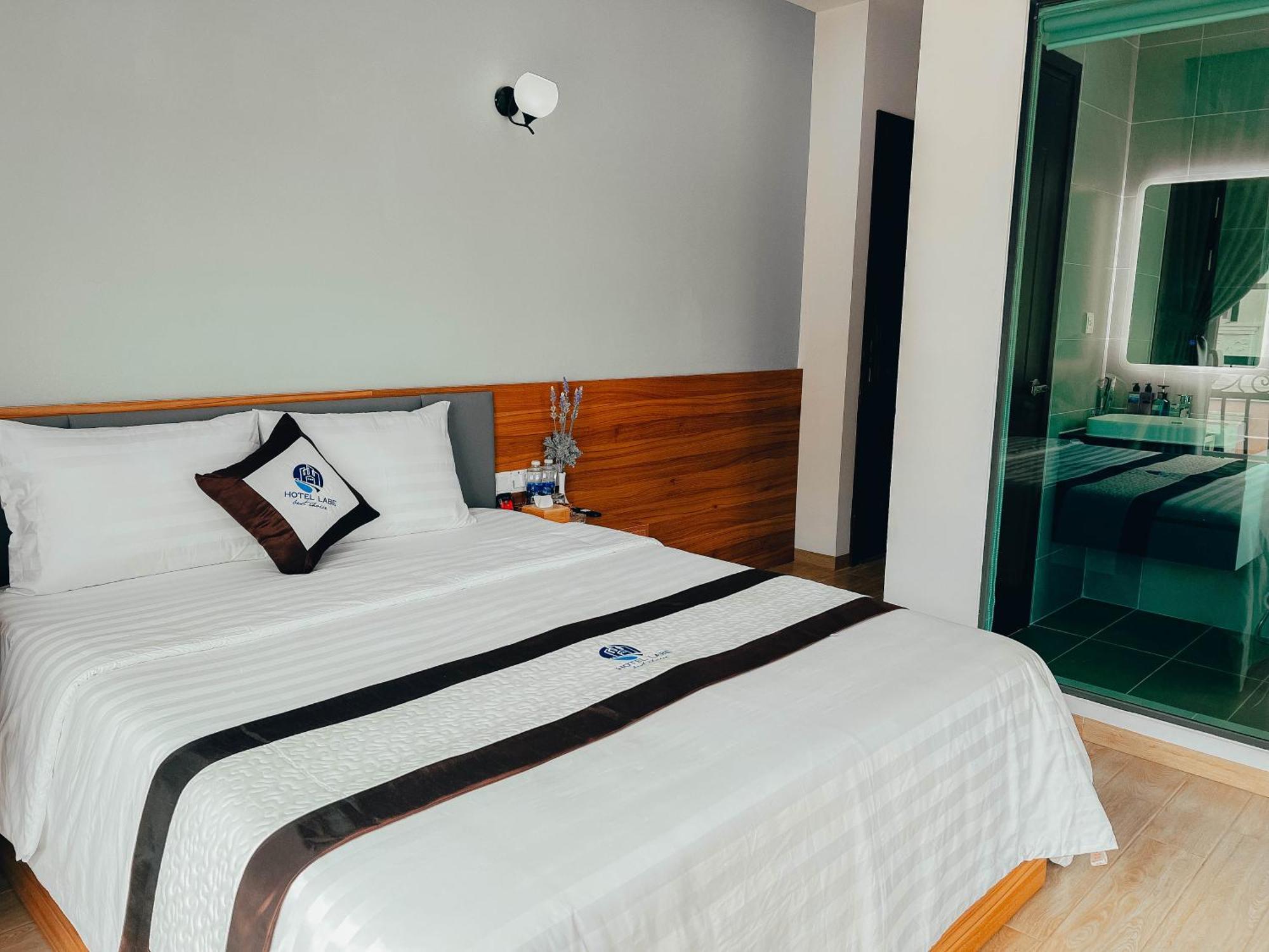 Labe Hotel Duong Dong Exterior foto